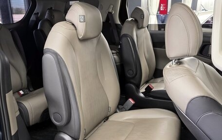 KIA Carnival, 2026 год, 5 935 122 рублей, 19 фотография