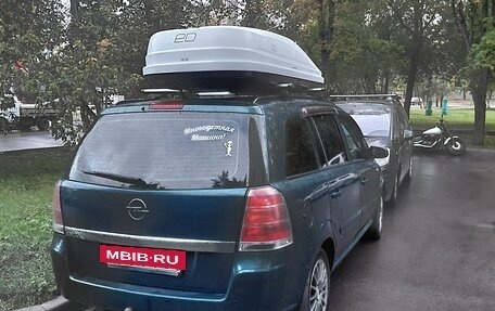 Opel Zafira B, 2007 год, 600 000 рублей, 3 фотография