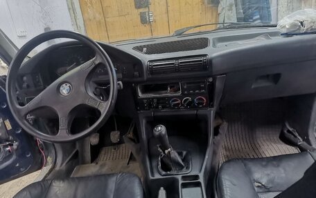 BMW 5 серия, 1991 год, 250 000 рублей, 4 фотография