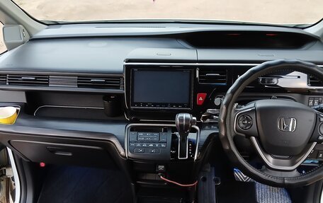 Honda Stepwgn IV, 2017 год, 1 970 000 рублей, 30 фотография