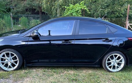Hyundai Solaris II рестайлинг, 2020 год, 1 550 000 рублей, 5 фотография