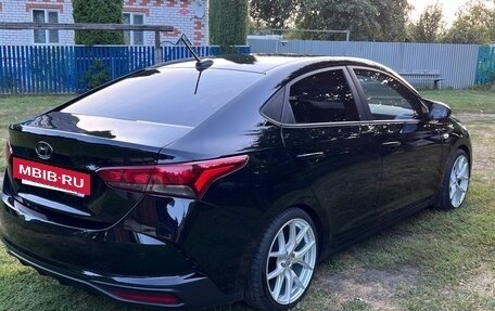 Hyundai Solaris II рестайлинг, 2020 год, 1 550 000 рублей, 3 фотография