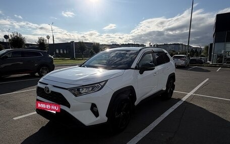 Toyota RAV4, 2021 год, 3 600 000 рублей, 2 фотография