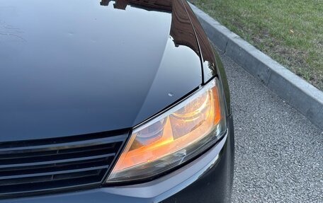 Volkswagen Jetta VI, 2010 год, 300 000 рублей, 18 фотография