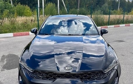 KIA K5, 2021 год, 2 800 000 рублей, 1 фотография