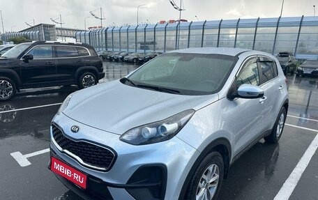 KIA Sportage IV рестайлинг, 2020 год, 2 590 000 рублей, 1 фотография