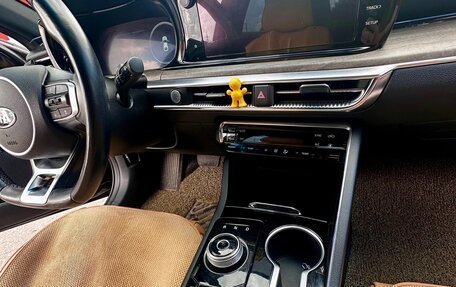 KIA K5, 2021 год, 2 800 000 рублей, 9 фотография