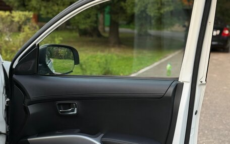 Mitsubishi Outlander III рестайлинг 3, 2010 год, 885 000 рублей, 32 фотография