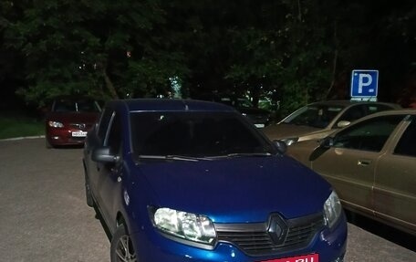 Renault Logan II, 2014 год, 450 000 рублей, 2 фотография