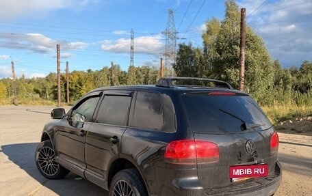 Volkswagen Touareg III, 2004 год, 640 000 рублей, 3 фотография