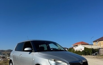 Skoda Fabia II, 2010 год, 450 000 рублей, 1 фотография