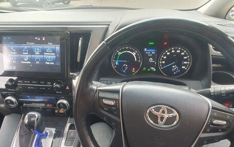 Toyota Vellfire II, 2018 год, 4 490 000 рублей, 2 фотография
