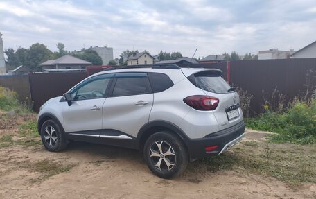 Renault Kaptur I рестайлинг, 2018 год, 1 500 000 рублей, 5 фотография