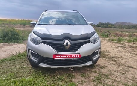 Renault Kaptur I рестайлинг, 2018 год, 1 500 000 рублей, 2 фотография