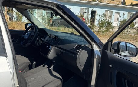 Skoda Fabia II, 2010 год, 450 000 рублей, 5 фотография
