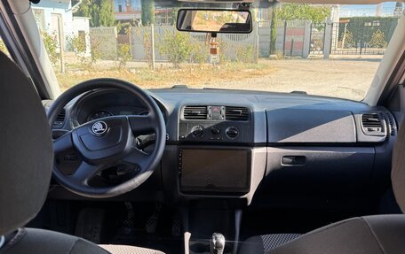 Skoda Fabia II, 2010 год, 450 000 рублей, 8 фотография