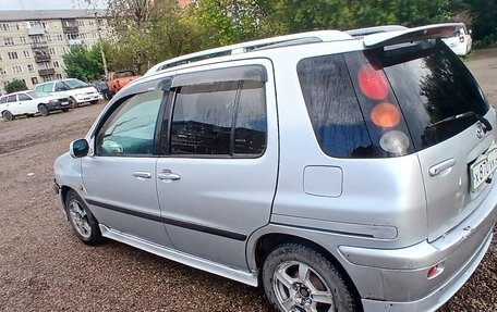 Toyota Raum I, 1999 год, 300 000 рублей, 3 фотография
