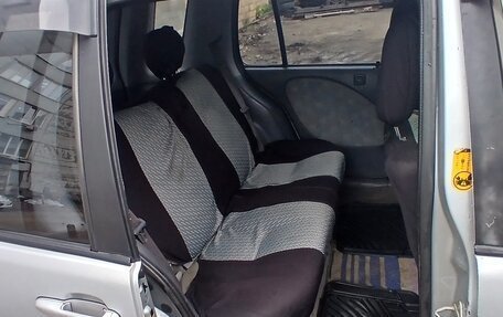 Toyota Raum I, 1999 год, 300 000 рублей, 15 фотография