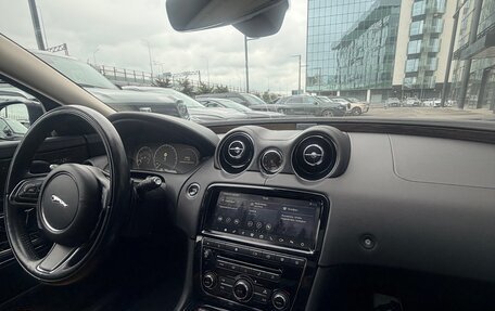Jaguar XJ IV (X351), 2017 год, 2 900 000 рублей, 2 фотография