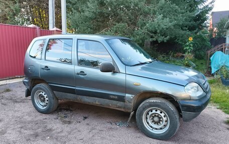 Chevrolet Niva I рестайлинг, 2005 год, 230 000 рублей, 3 фотография