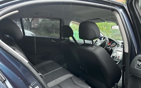 Peugeot 408 I рестайлинг, 2015 год, 355 000 рублей, 13 фотография