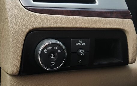 Cadillac Escalade III, 2013 год, 2 300 000 рублей, 9 фотография