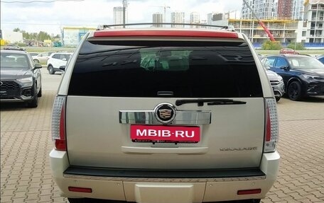 Cadillac Escalade III, 2013 год, 2 300 000 рублей, 5 фотография