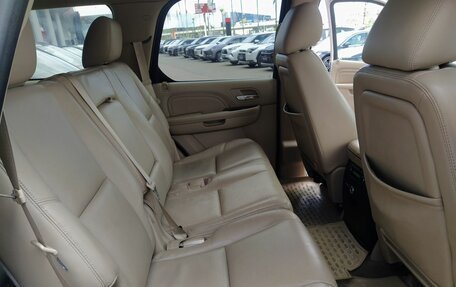 Cadillac Escalade III, 2013 год, 2 300 000 рублей, 20 фотография