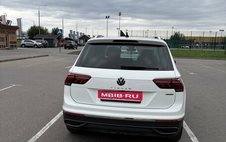 Volkswagen Tiguan II, 2021 год, 3 000 000 рублей, 3 фотография