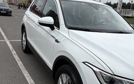 Volkswagen Tiguan II, 2021 год, 3 000 000 рублей, 17 фотография
