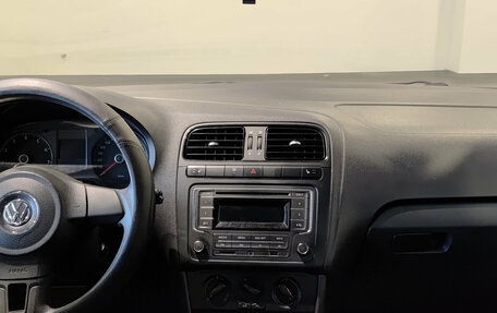 Volkswagen Polo VI (EU Market), 2013 год, 732 000 рублей, 18 фотография