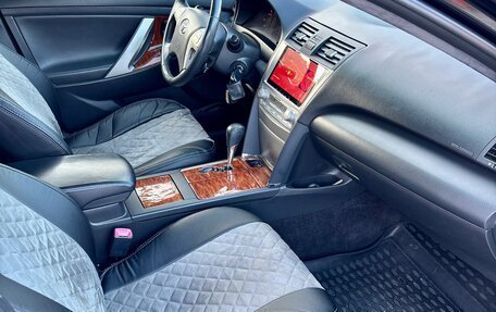 Toyota Camry, 2011 год, 1 500 000 рублей, 14 фотография