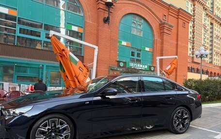 BMW 5 серия, 2024 год, 6 100 000 рублей, 13 фотография