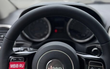 Jeep Grand Cherokee, 2012 год, 2 100 000 рублей, 8 фотография