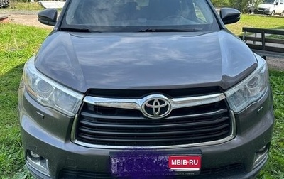 Toyota Highlander III, 2014 год, 3 600 000 рублей, 1 фотография