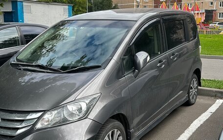 Honda Freed I, 2013 год, 1 100 000 рублей, 4 фотография