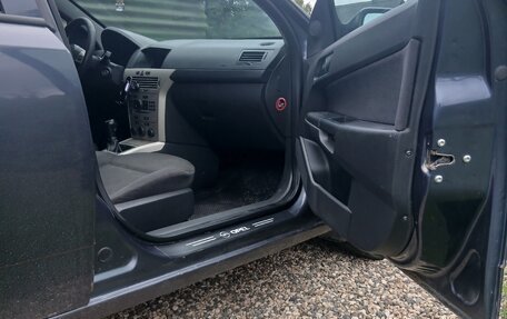 Opel Astra H, 2008 год, 300 000 рублей, 18 фотография