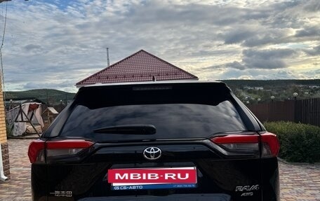 Toyota RAV4, 2024 год, 5 100 000 рублей, 10 фотография