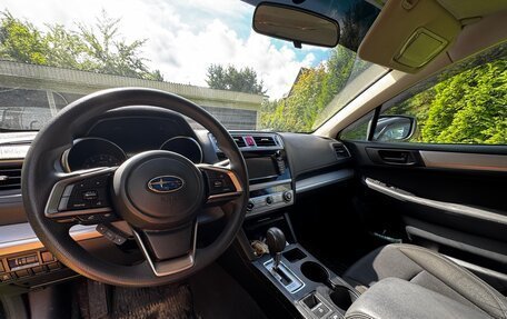 Subaru Outback IV рестайлинг, 2018 год, 1 860 000 рублей, 3 фотография