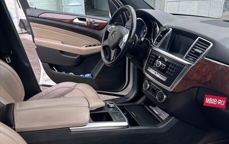 Mercedes-Benz M-Класс, 2013 год, 2 300 000 рублей, 4 фотография