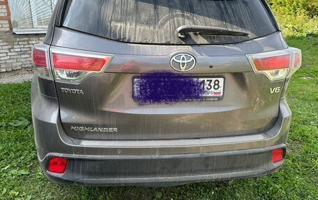 Toyota Highlander III, 2014 год, 3 600 000 рублей, 2 фотография
