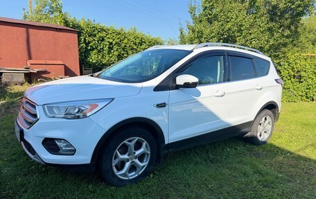 Ford Kuga III, 2017 год, 1 950 000 рублей, 3 фотография