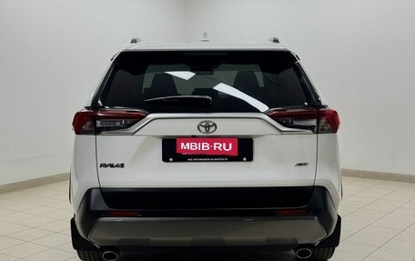 Toyota RAV4, 2019 год, 3 145 000 рублей, 5 фотография