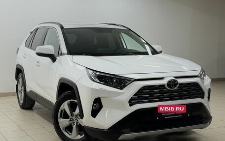 Toyota RAV4, 2019 год, 3 145 000 рублей, 3 фотография