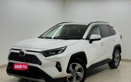 Toyota RAV4, 2019 год, 3 145 000 рублей, 7 фотография