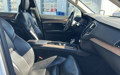 Volvo XC90 II рестайлинг, 2016 год, 3 500 000 рублей, 22 фотография