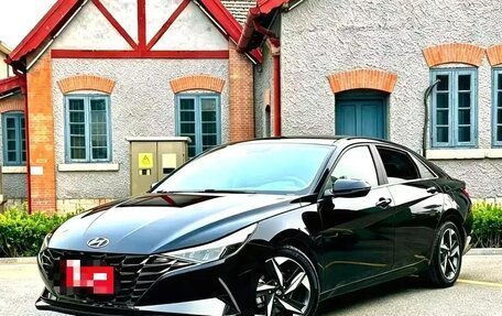 Hyundai Elantra, 2022 год, 1 700 000 рублей, 1 фотография