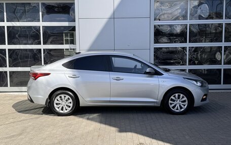 Hyundai Solaris II рестайлинг, 2017 год, 1 320 000 рублей, 8 фотография