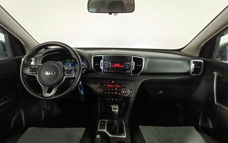 KIA Sportage IV рестайлинг, 2018 год, 1 650 000 рублей, 10 фотография
