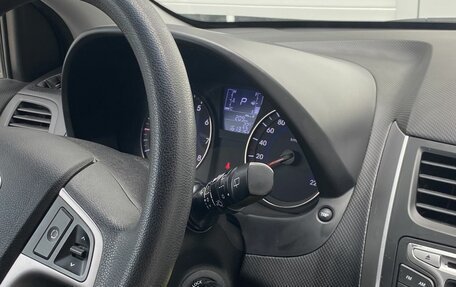 Hyundai Solaris II рестайлинг, 2015 год, 960 000 рублей, 24 фотография